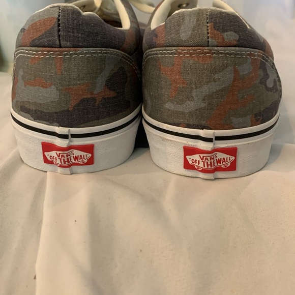 Size 13 camouflage vans awesome condition wore - Picture 4 of 7